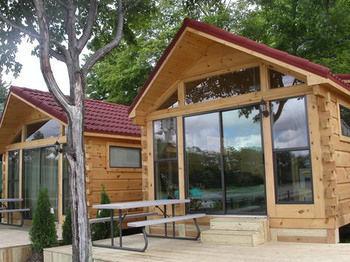 Lake Cabins Resort 3*