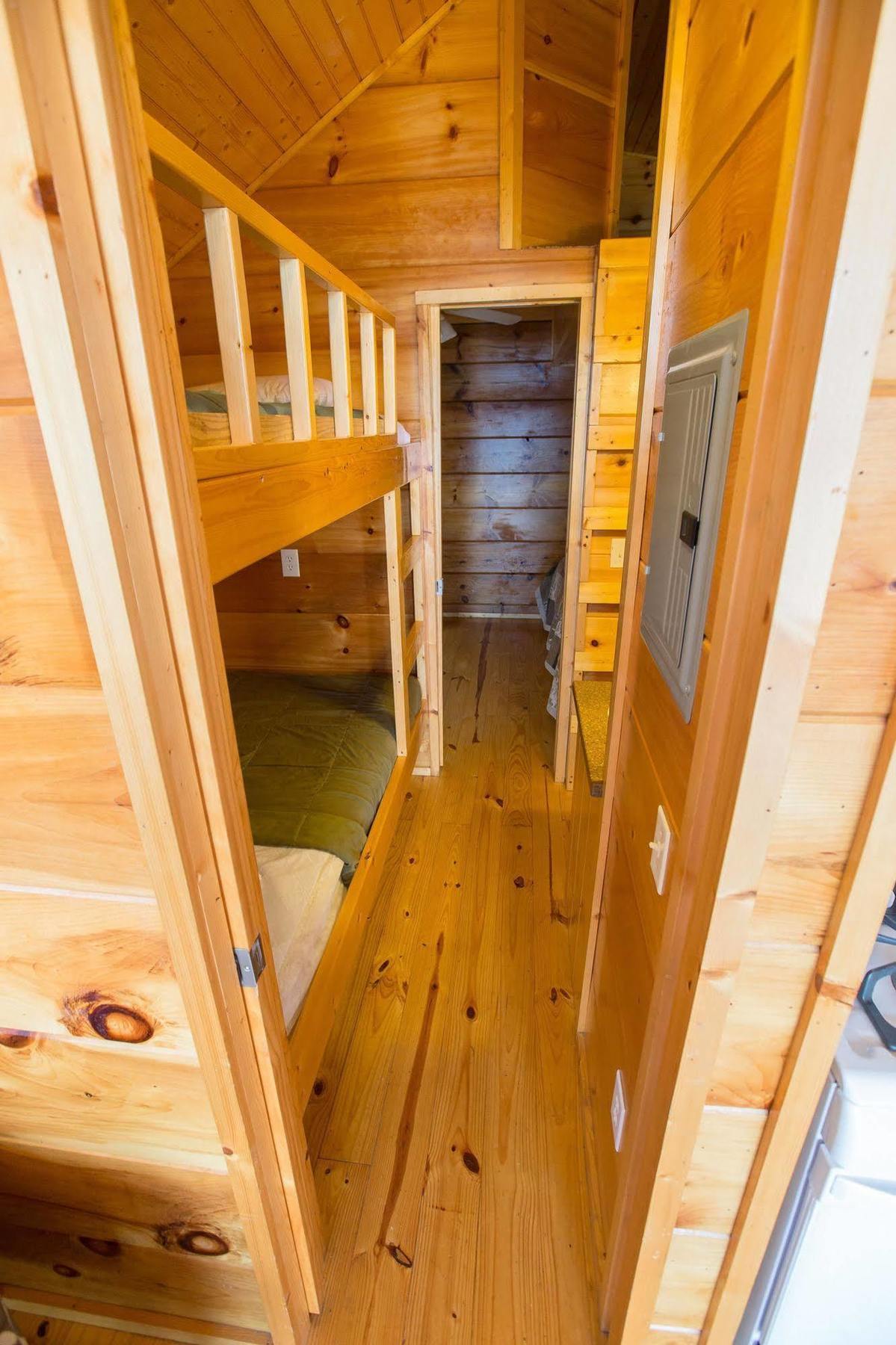 Resort Lake Cabins